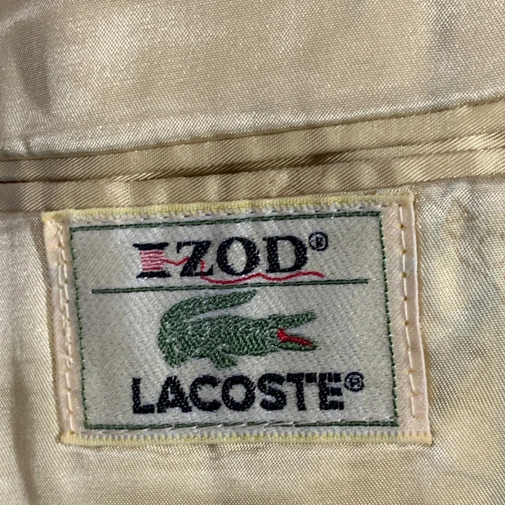 Izod Lacoste *signs wear